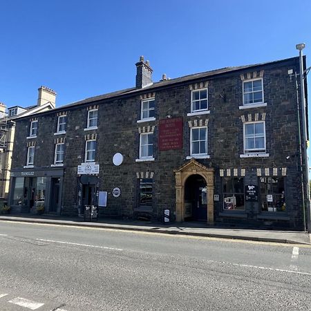 Hampton Hotel & Restaurant Llandrindod Wells Exterior photo
